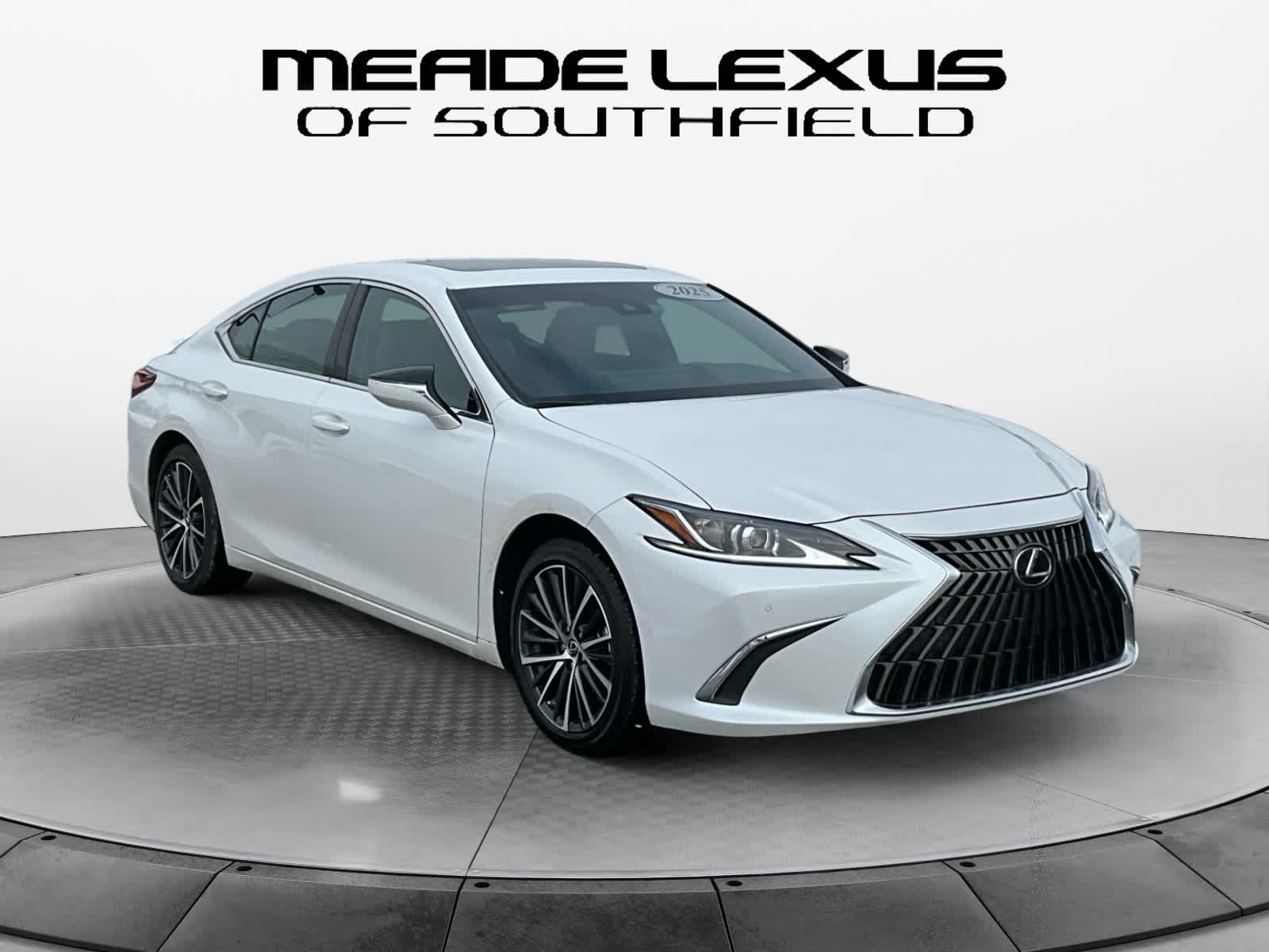2025 Lexus ES 