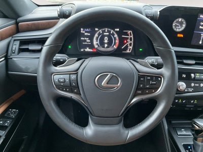 2022 Lexus ES 