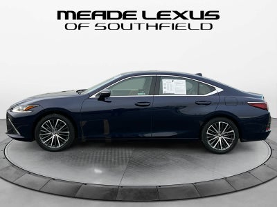 2022 Lexus ES 