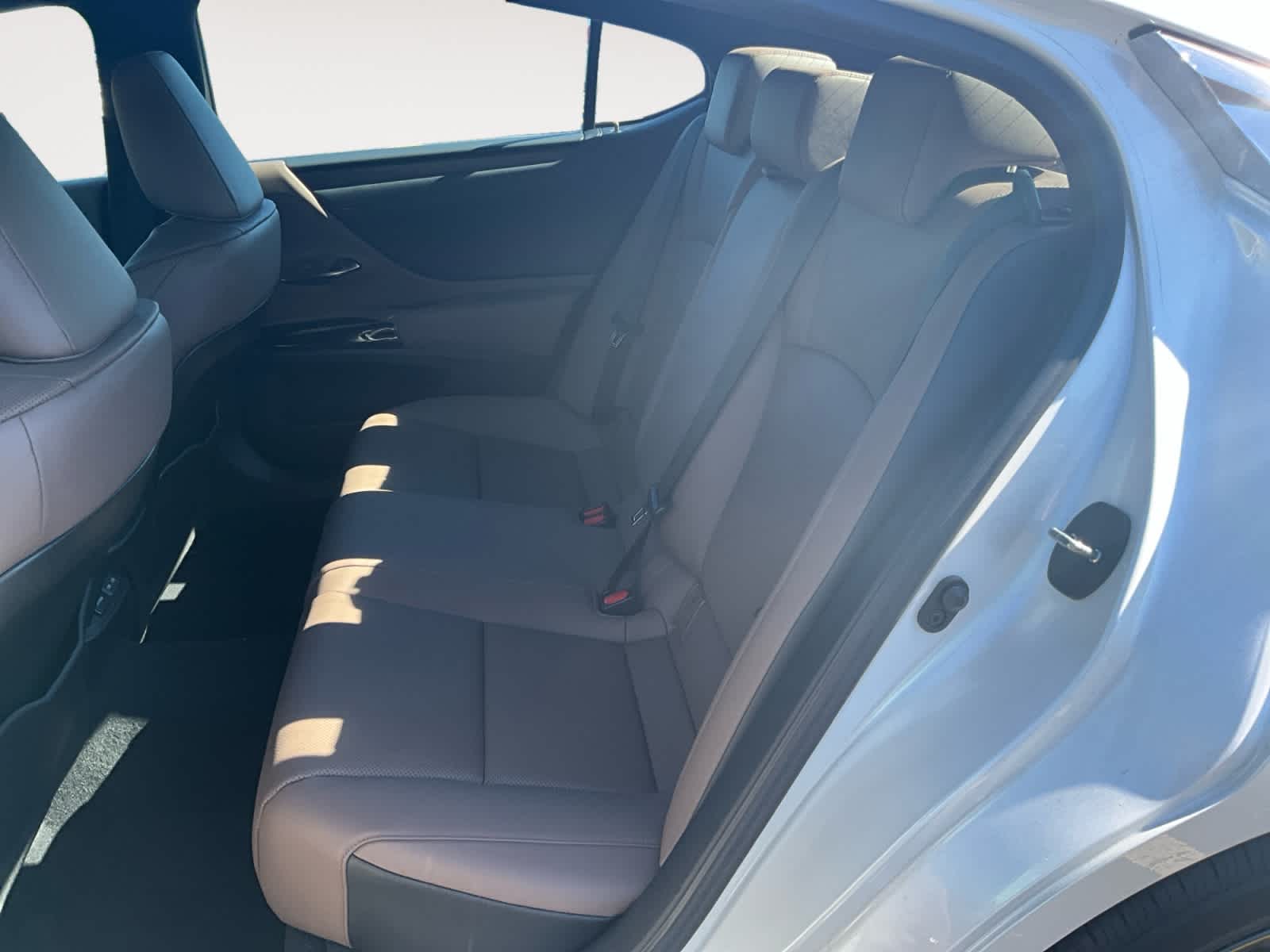2023 Lexus ES 350 