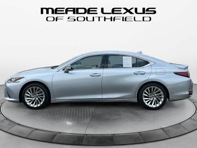 2023 Lexus ES 300h Luxury