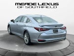 2023 Lexus ES 300h Luxury