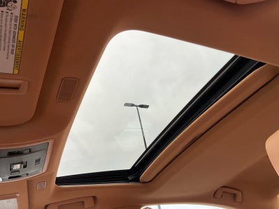 2022 Lexus ES 300h Luxury