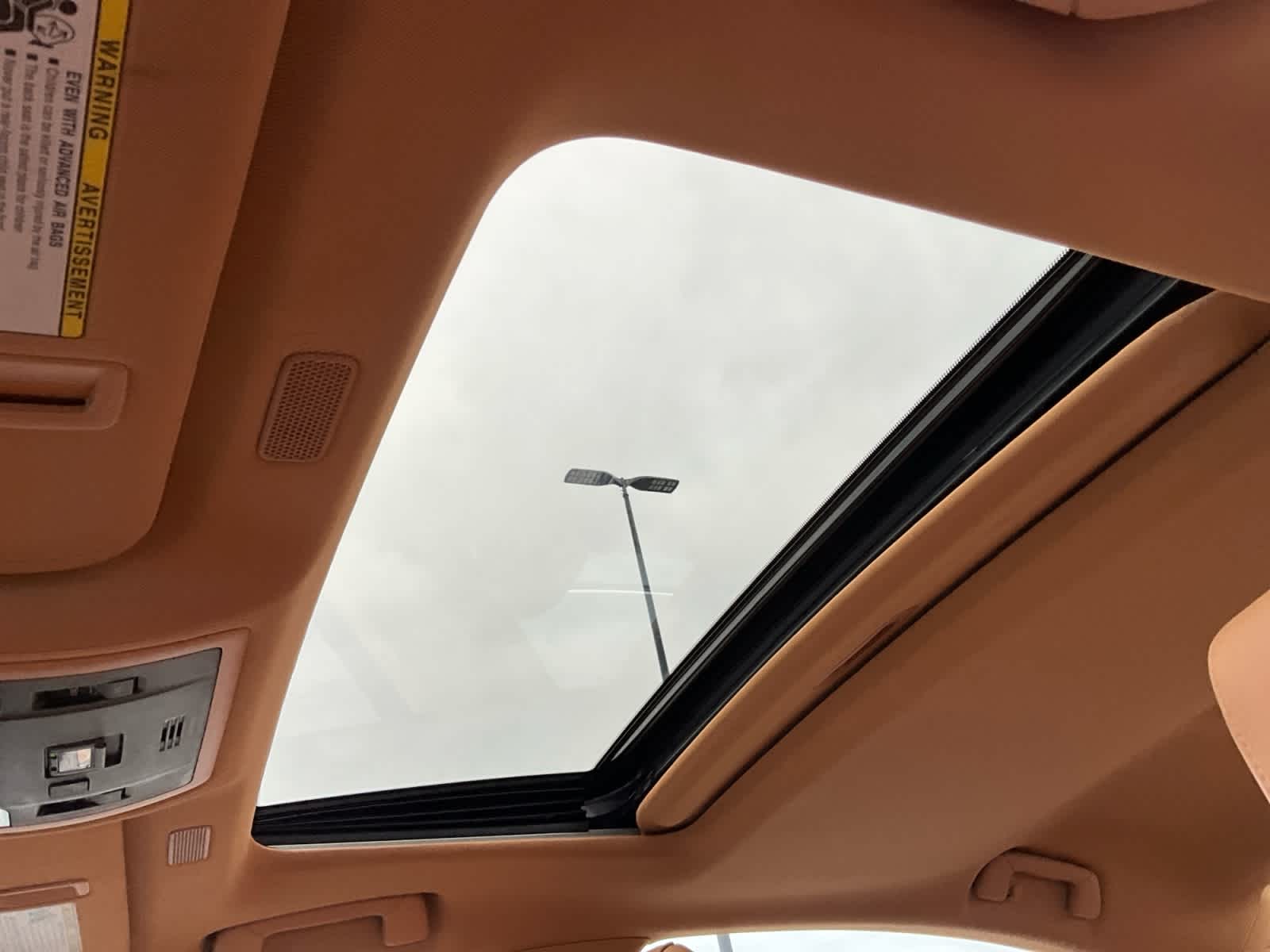 2022 Lexus ES 300h Luxury