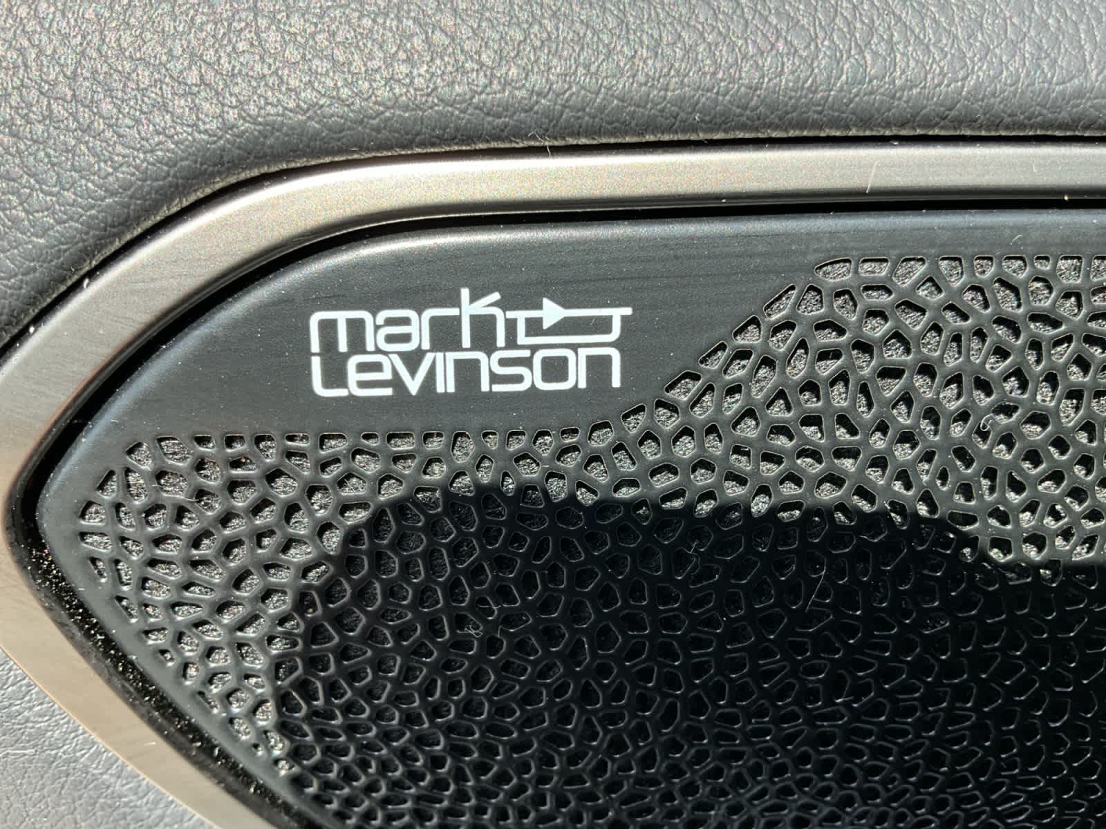 2022 Lexus ES 300h Luxury
