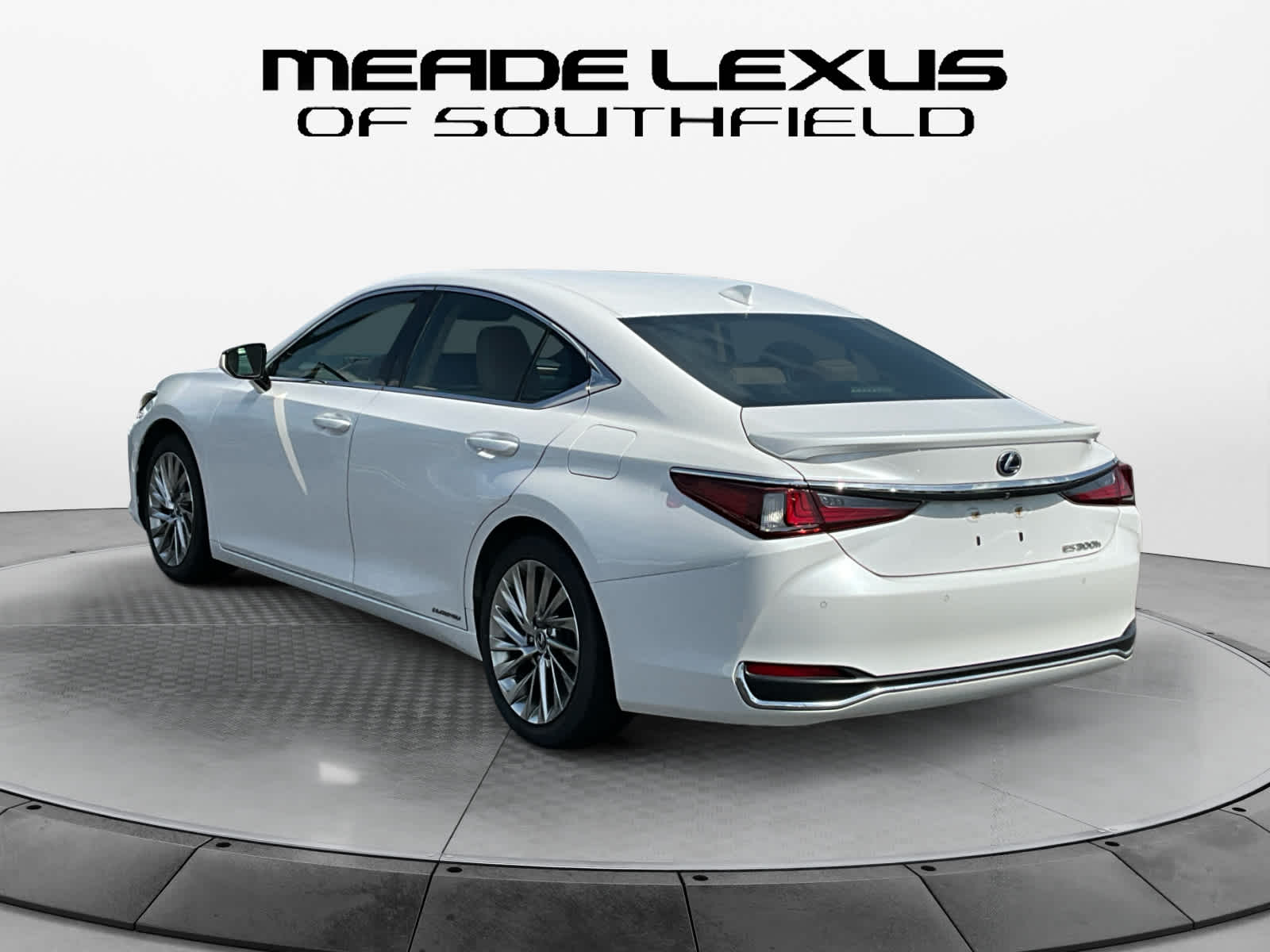 2022 Lexus ES 300h Luxury