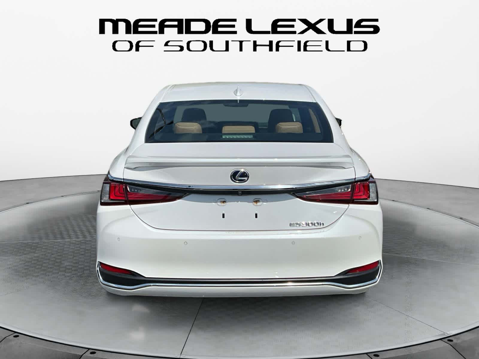 2022 Lexus ES 300h Luxury