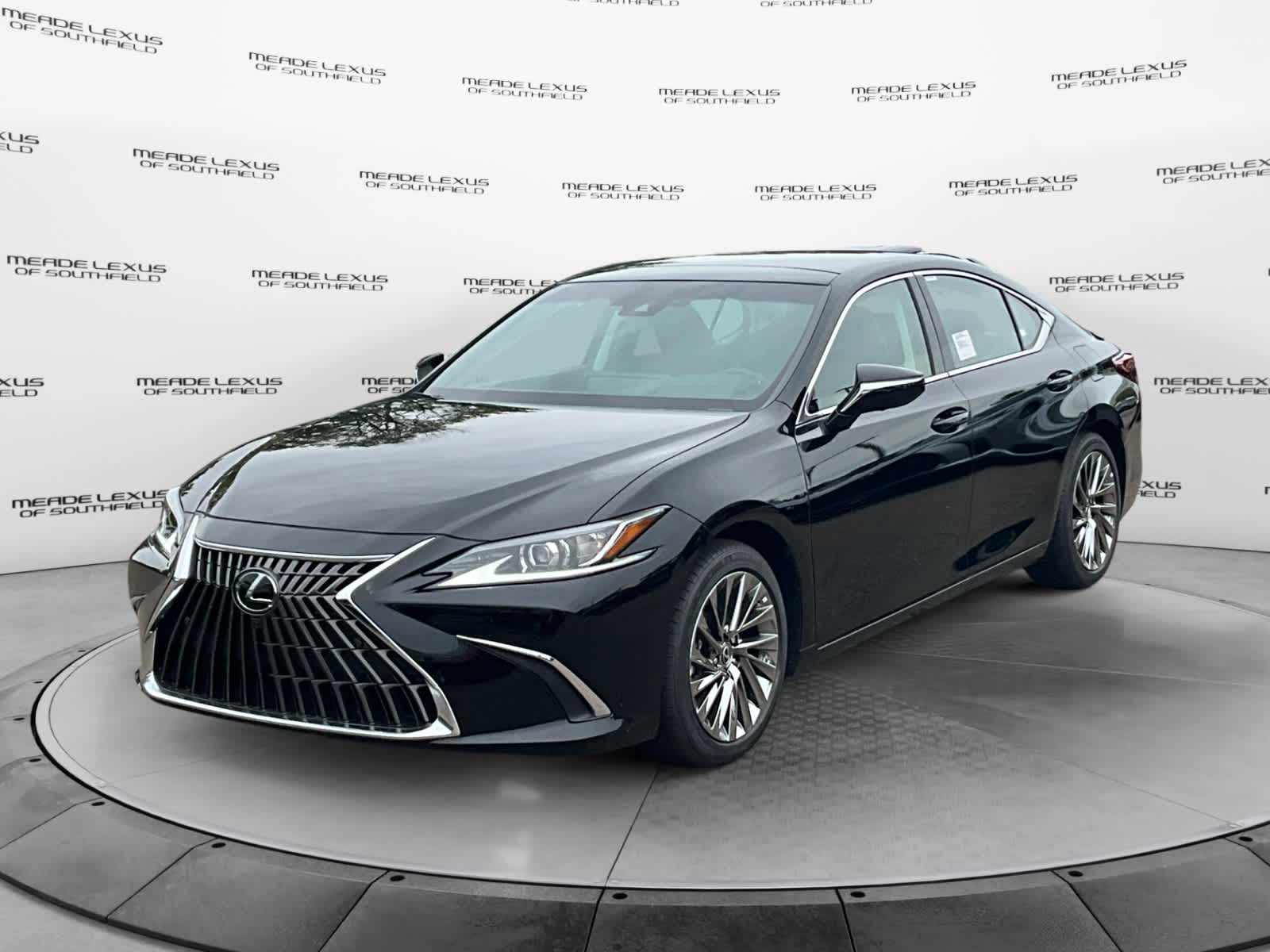 2025 Lexus ES Luxury