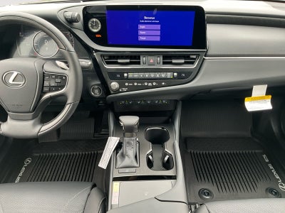 2025 Lexus ES Luxury