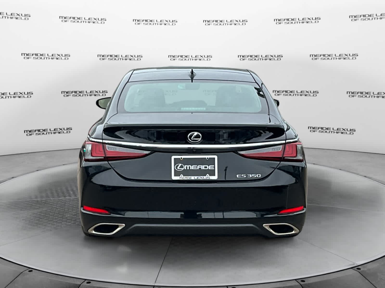 2025 Lexus ES Luxury