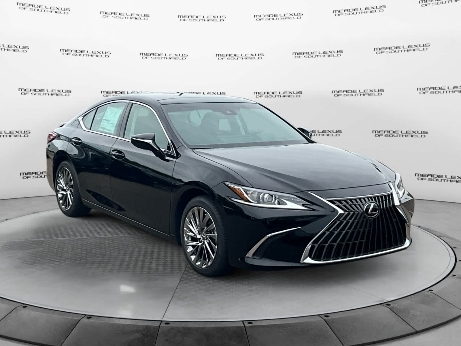 2025 Lexus ES Luxury