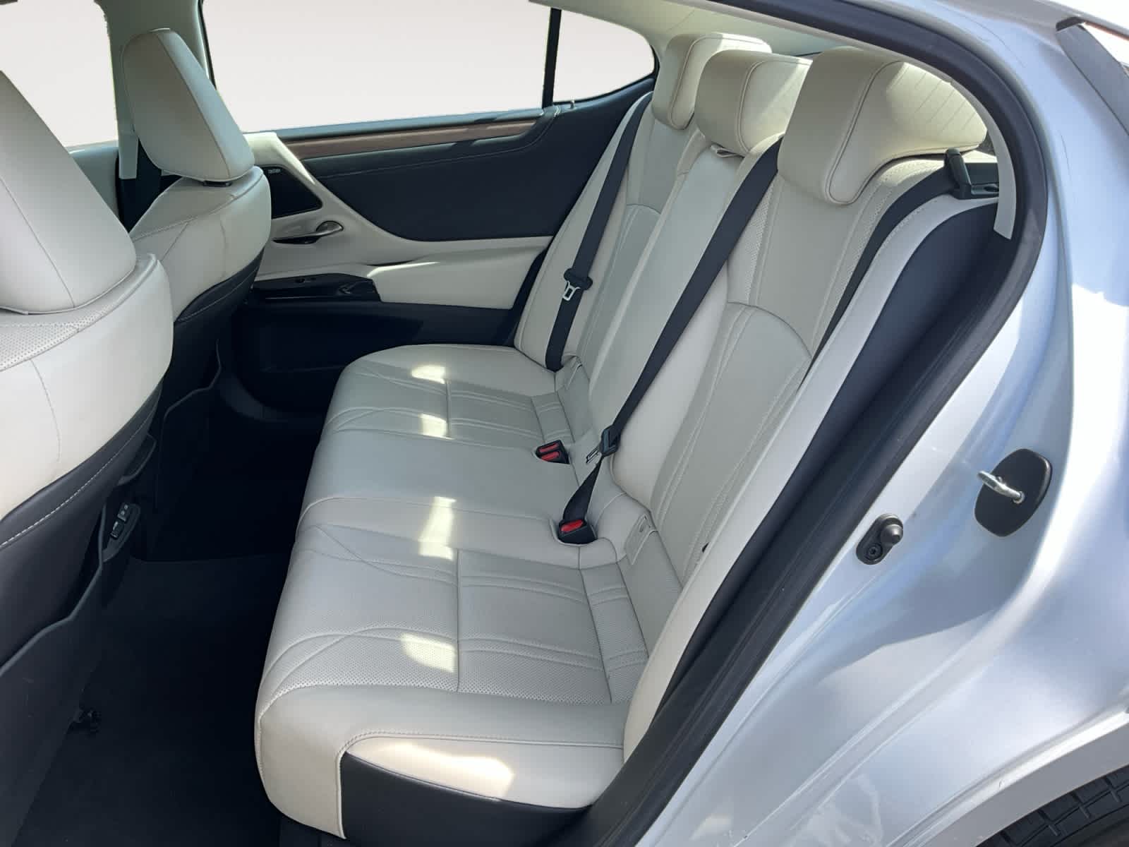 2024 Lexus ES 350 Luxury