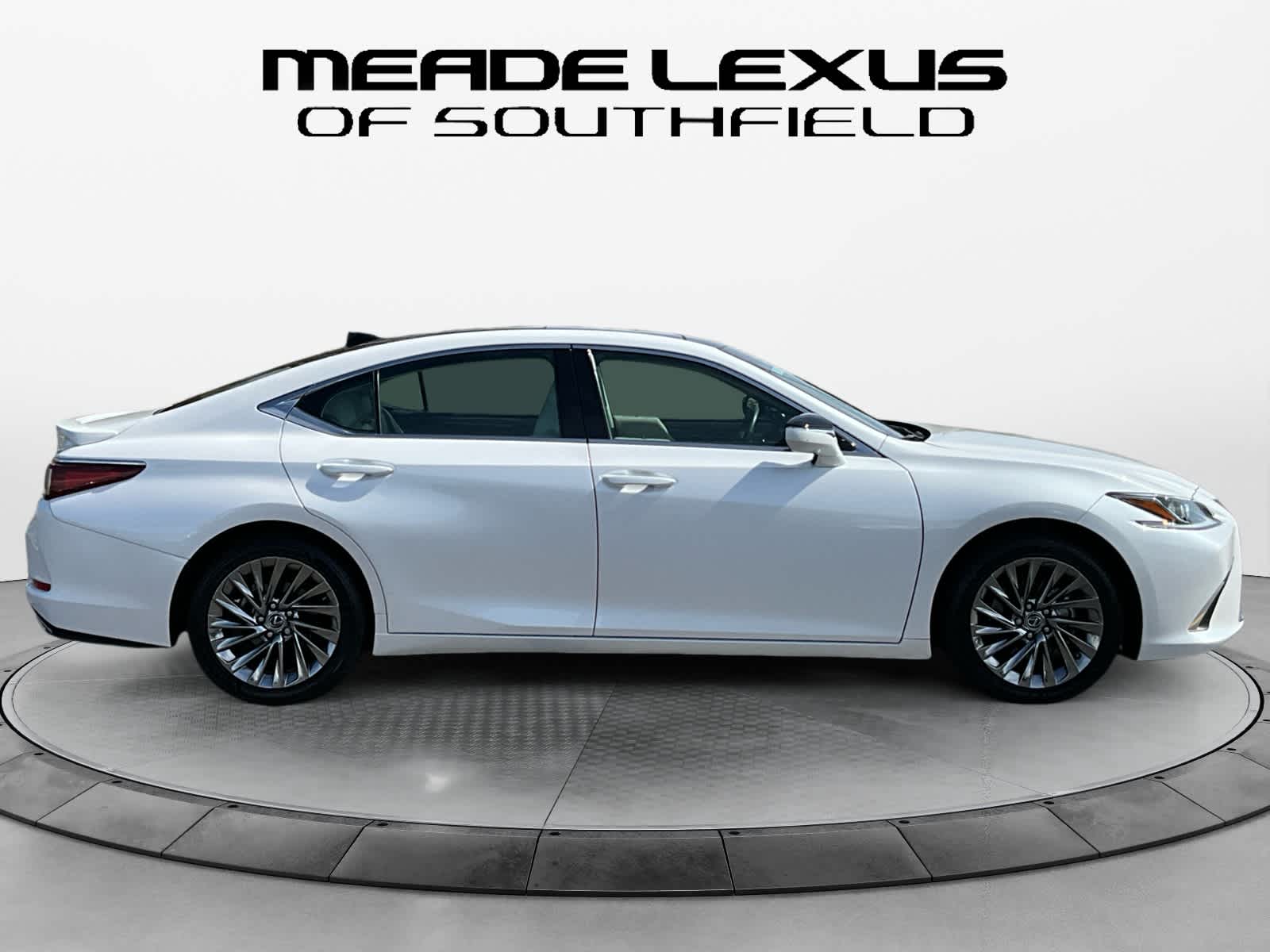 2024 Lexus ES 350 Luxury