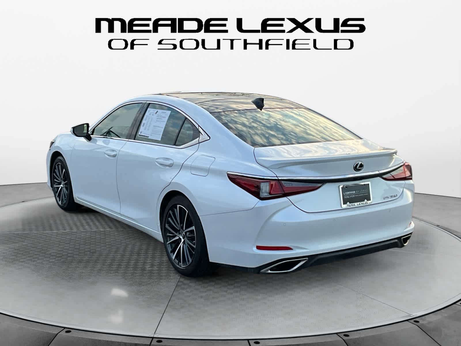 2023 Lexus ES Luxury