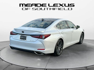 2023 Lexus ES Luxury