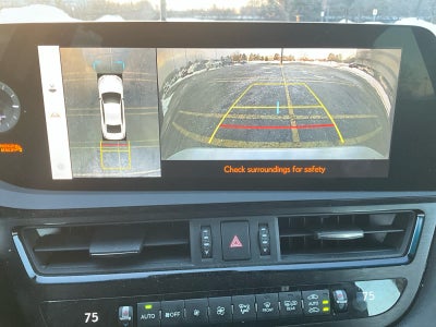 2023 Lexus ES Ultra Luxury