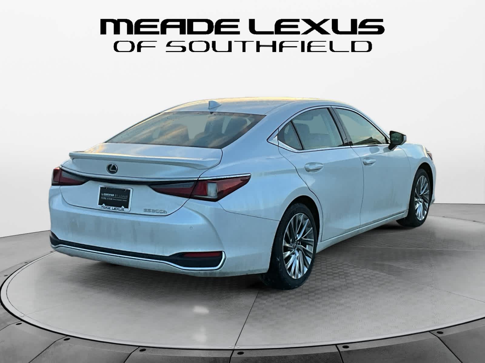 2023 Lexus ES Ultra Luxury