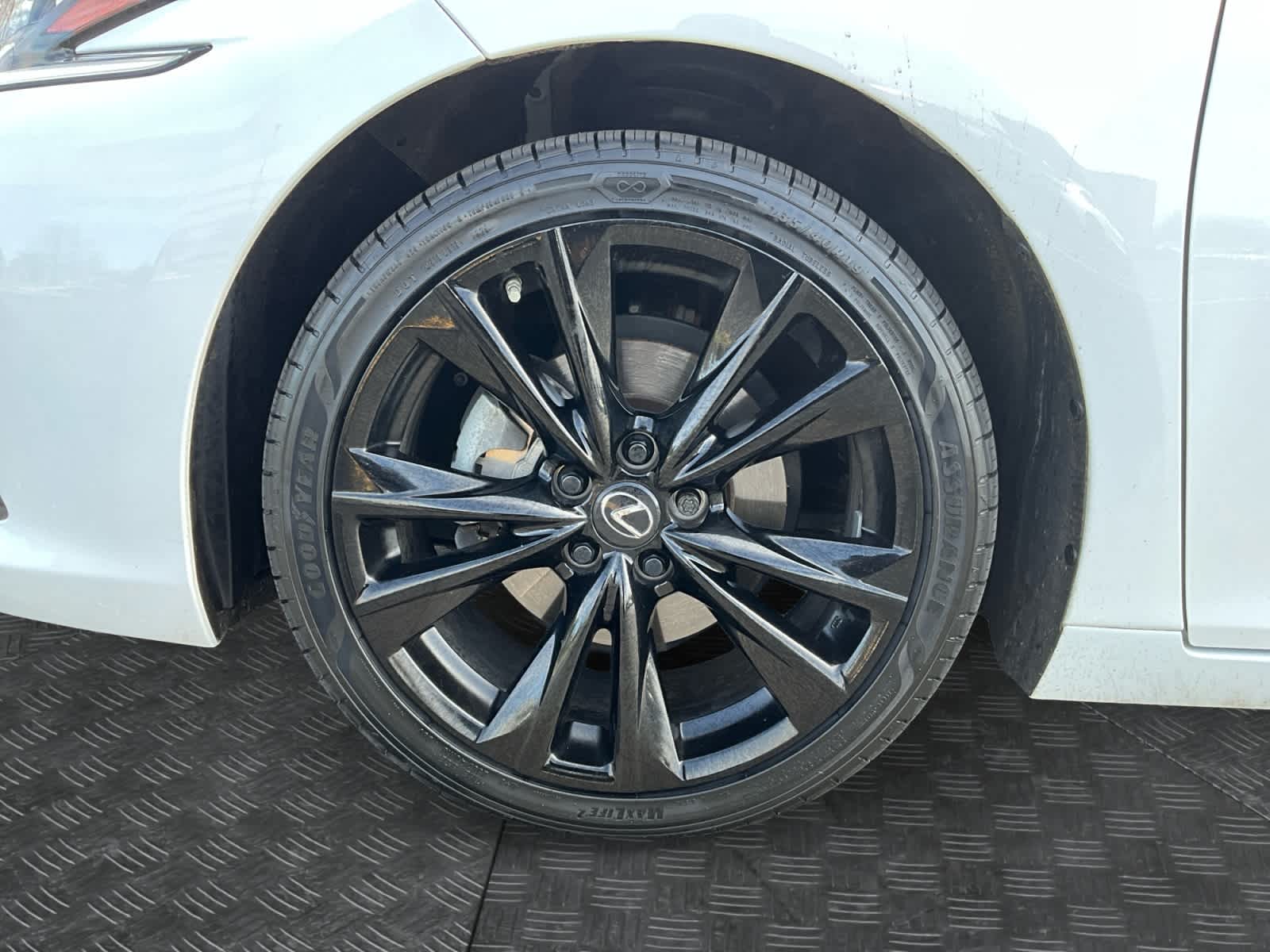 2023 Lexus ES 350 F SPORT Handling