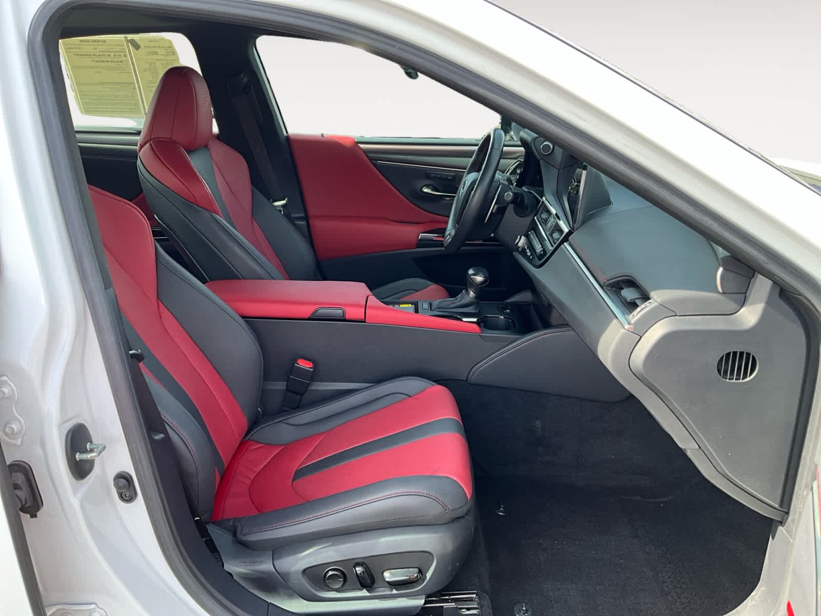 2023 Lexus ES 350 F SPORT Handling