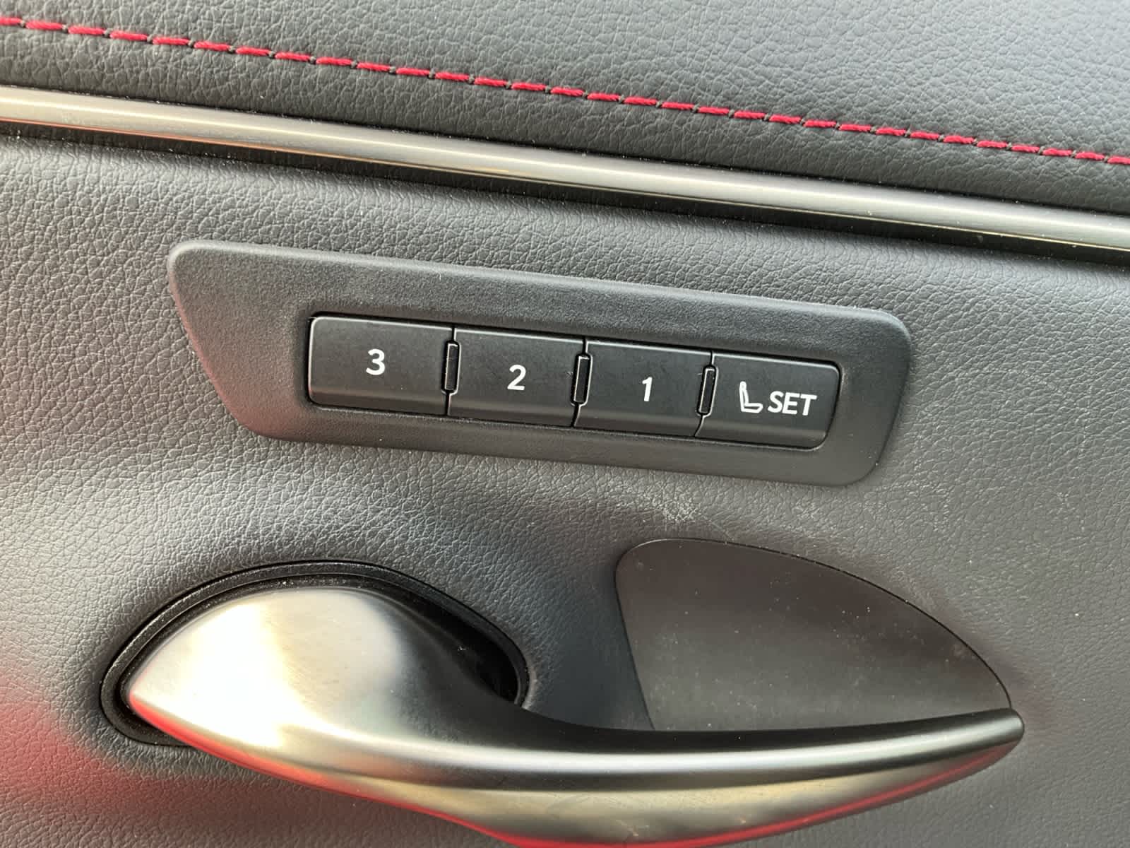 2023 Lexus ES 350 F SPORT Handling