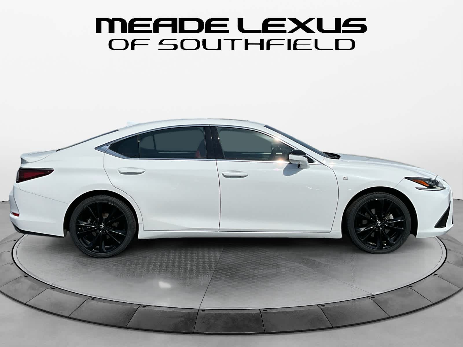 2023 Lexus ES 350 F SPORT Handling