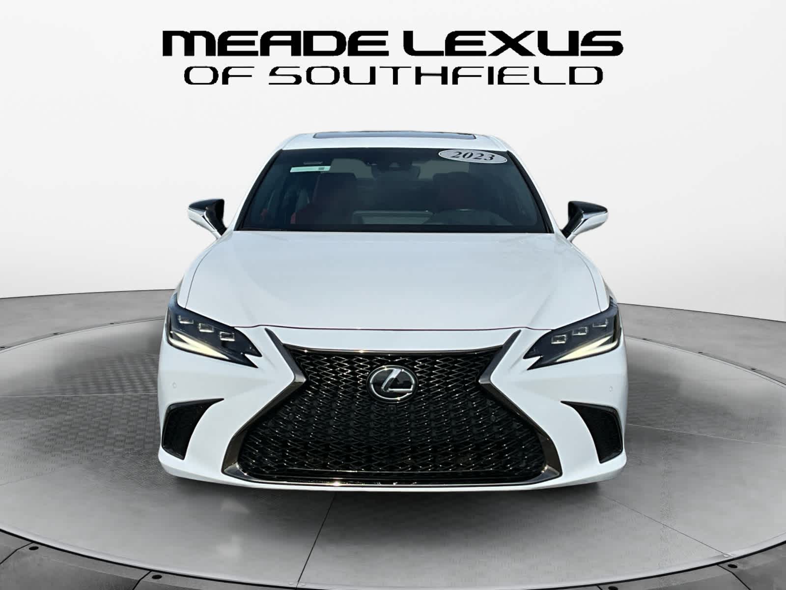 2023 Lexus ES 350 F SPORT Handling