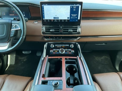 2022 Lincoln Navigator L Reserve