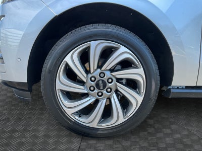 2022 Lincoln Navigator L Reserve