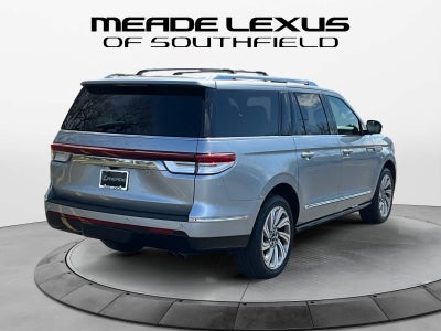 2022 Lincoln Navigator L Reserve