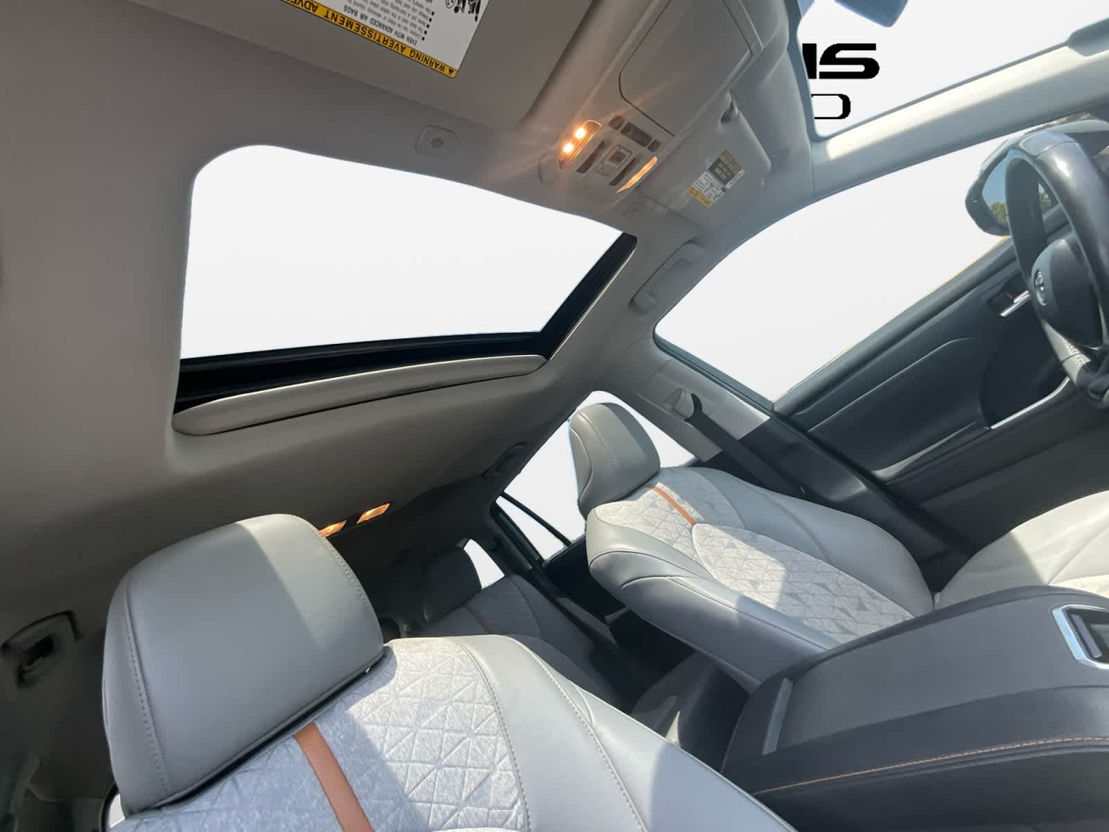 2023 Toyota Highlander Hybrid Bronze Edition