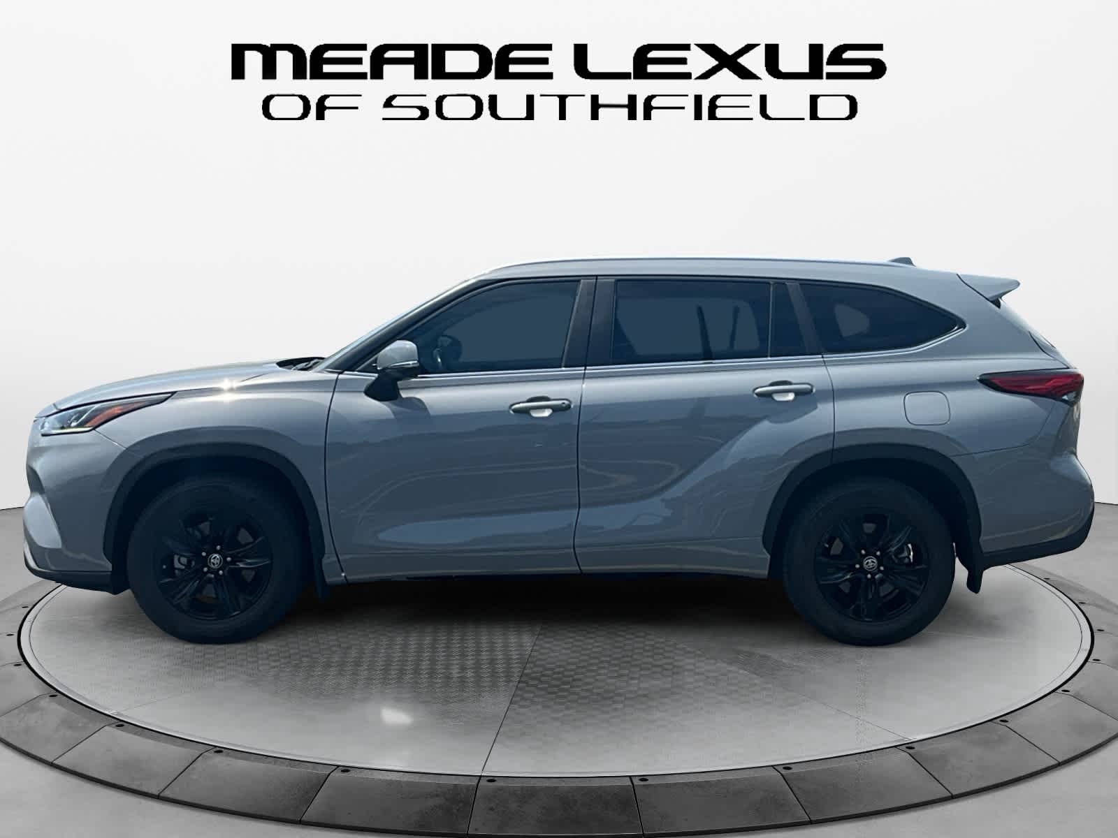 2023 Toyota Highlander Hybrid Bronze Edition