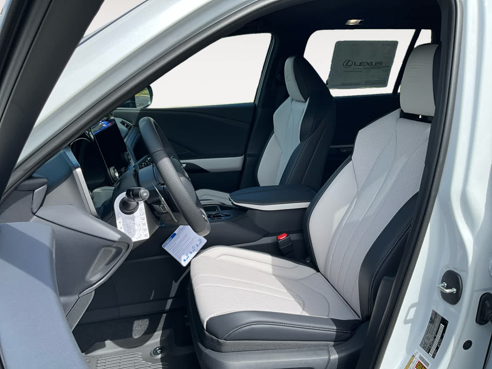 2025 Lexus TX 500h F SPORT Premium