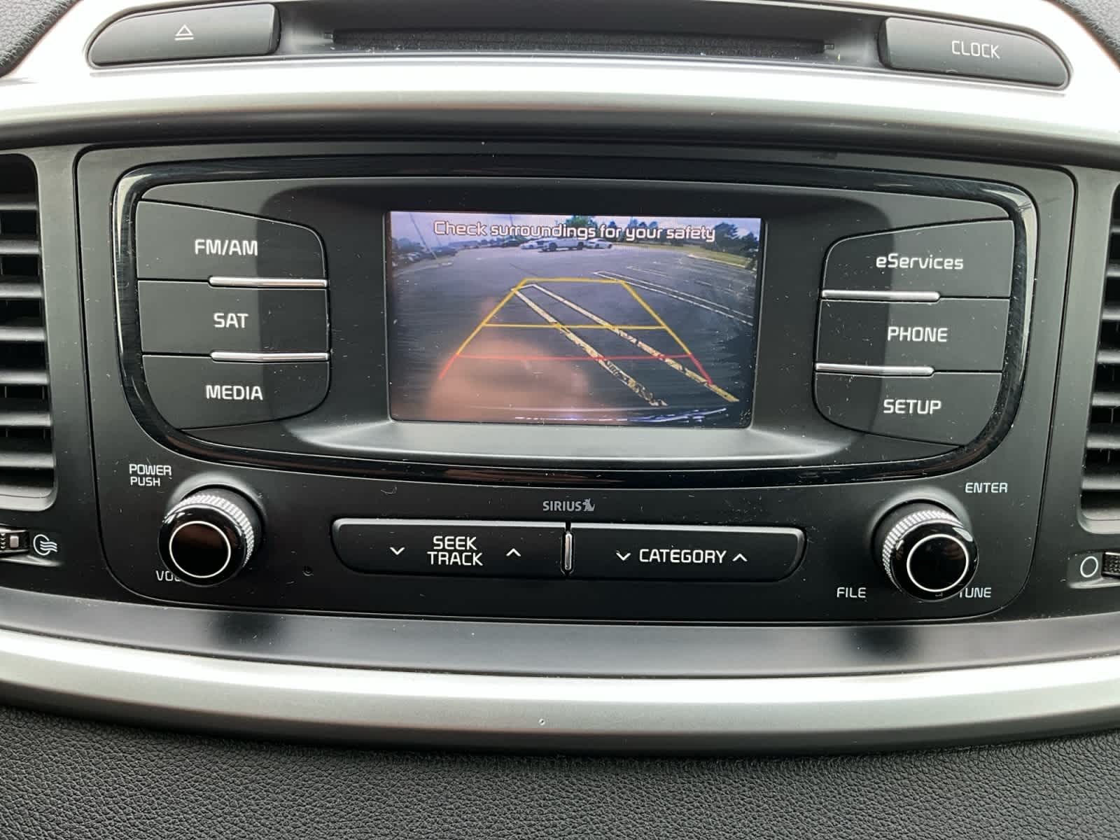 2016 Kia Sorento LX
