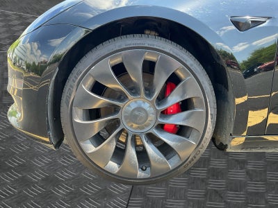 2023 Tesla Model 3 Performance