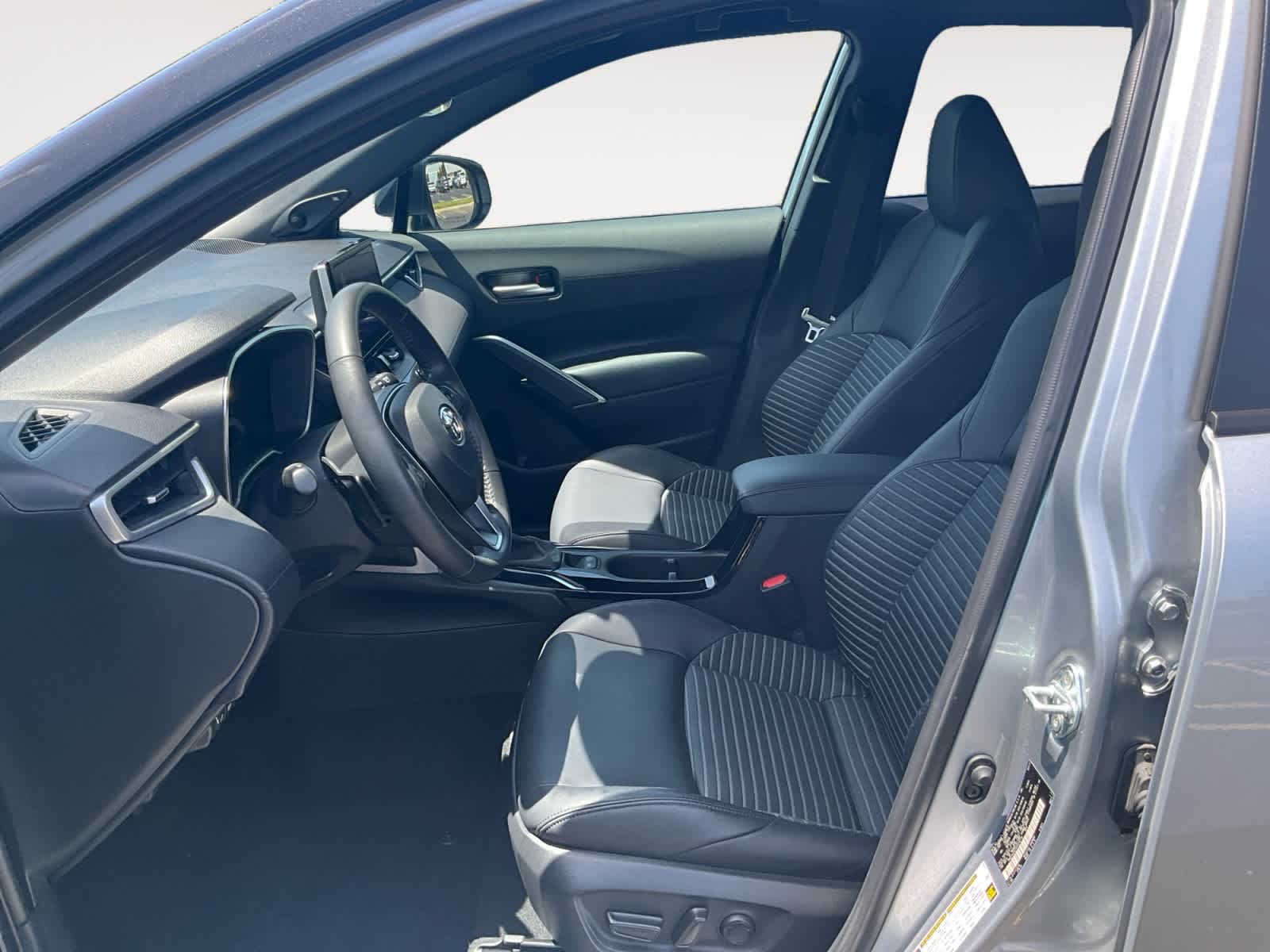 2024 Toyota Corolla Cross Hybrid XSE