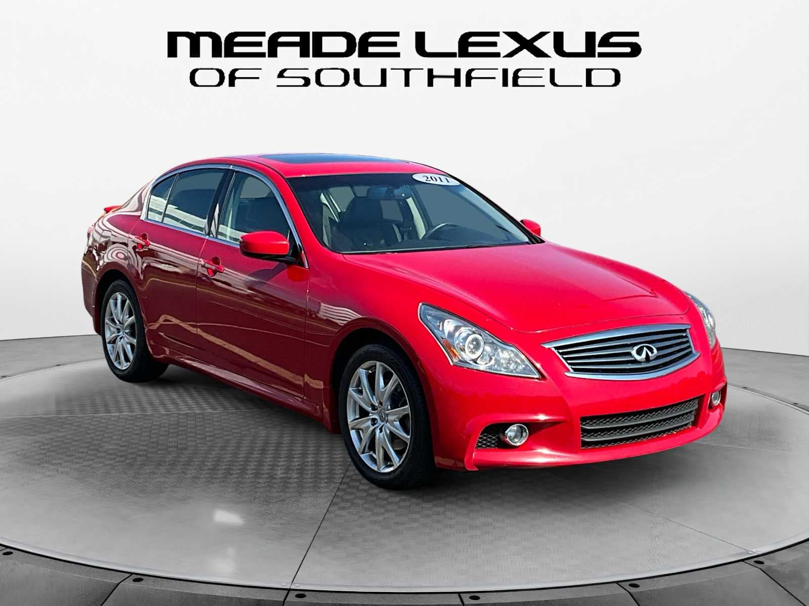 2011 INFINITI G37 Sedan x