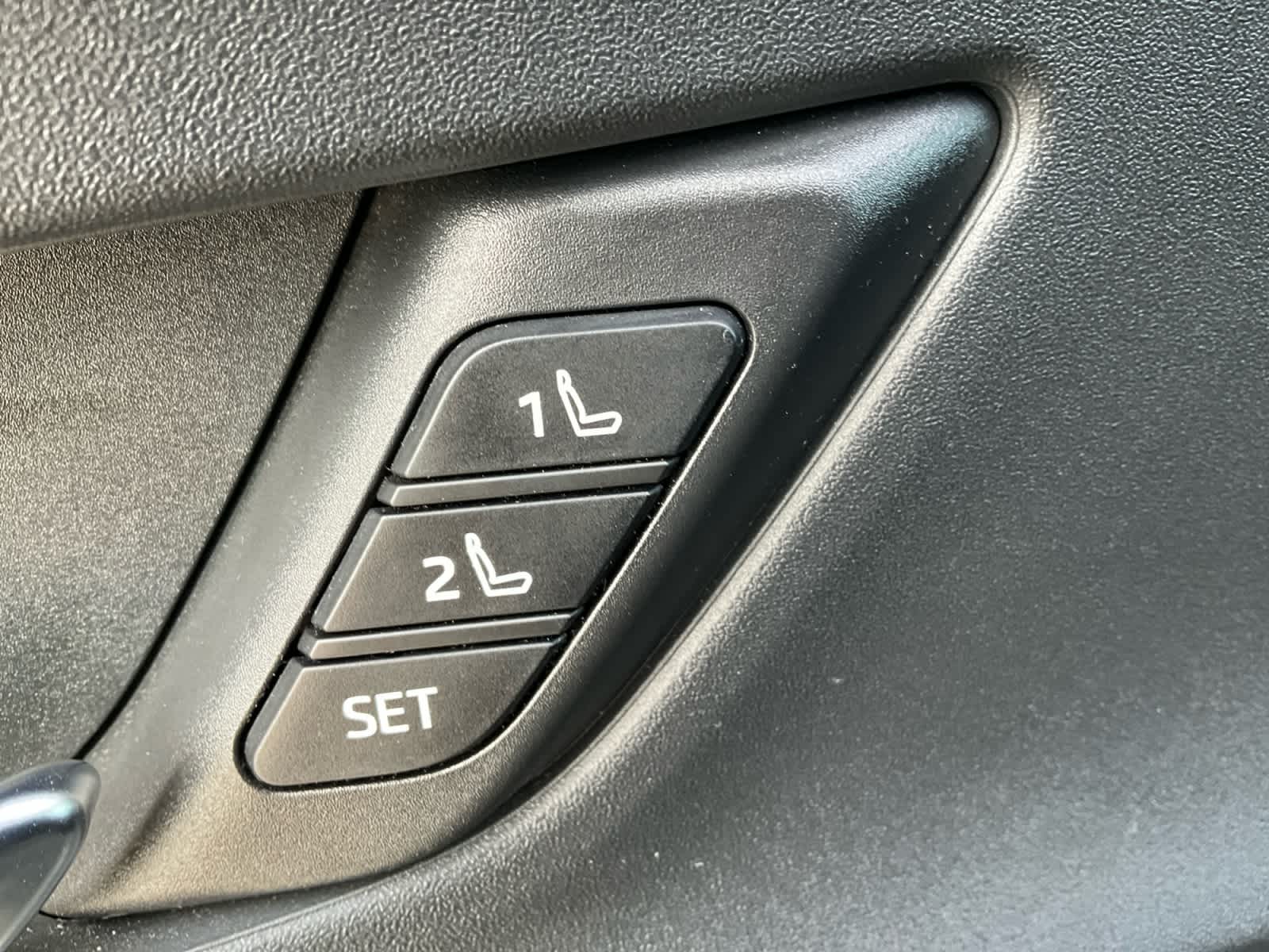 2025 Toyota Prius Plug-In Hybrid XSE Premium