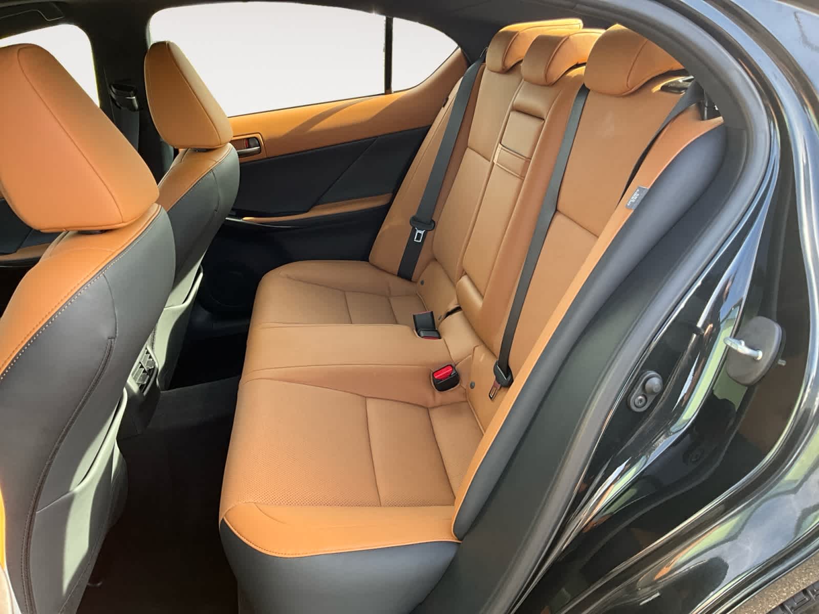 2025 Lexus IS 350 F SPORT Design