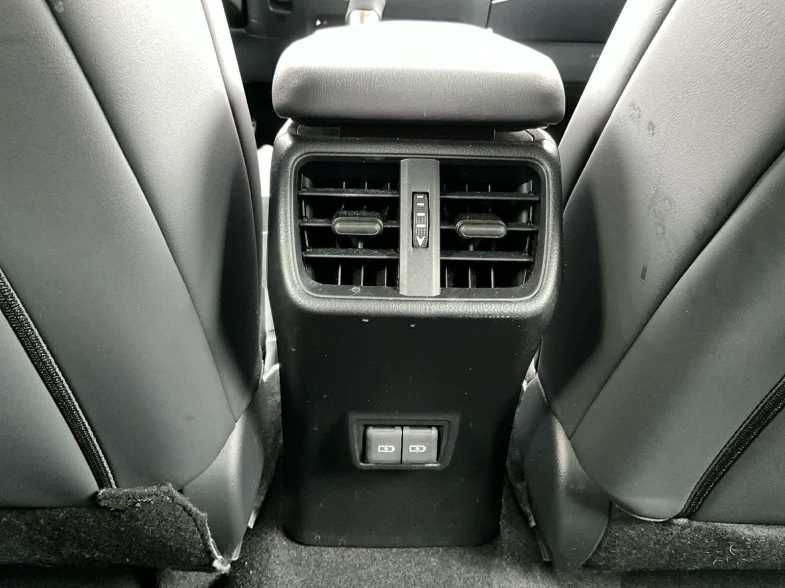 2024 Lexus UX 250h F SPORT Handling