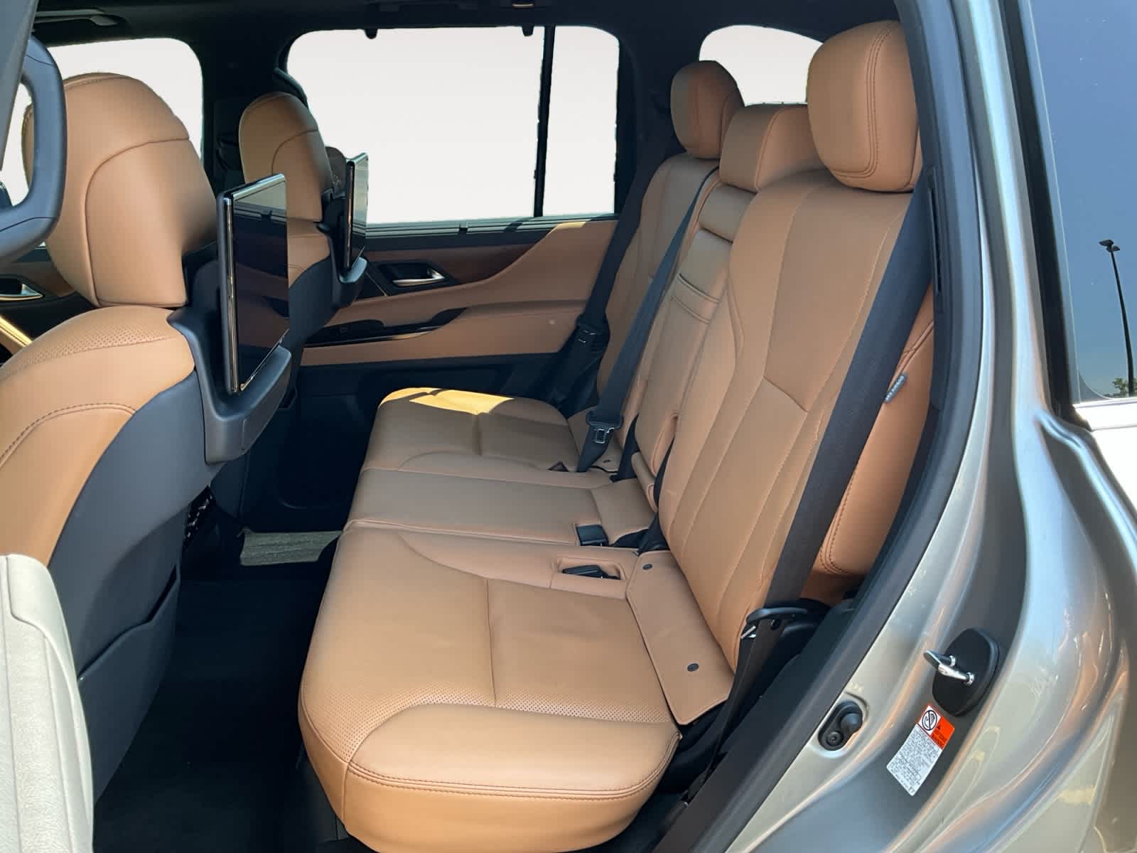 2023 Lexus LX 600 Luxury