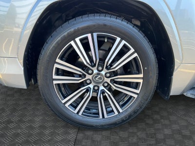 2023 Lexus LX 600 Luxury