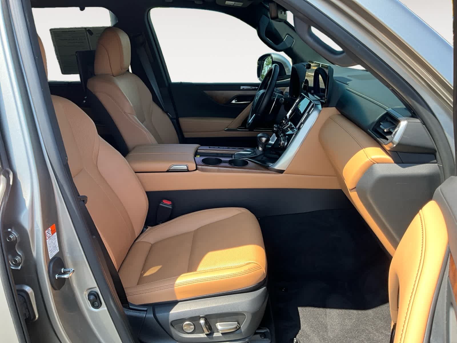 2023 Lexus LX 600 Luxury
