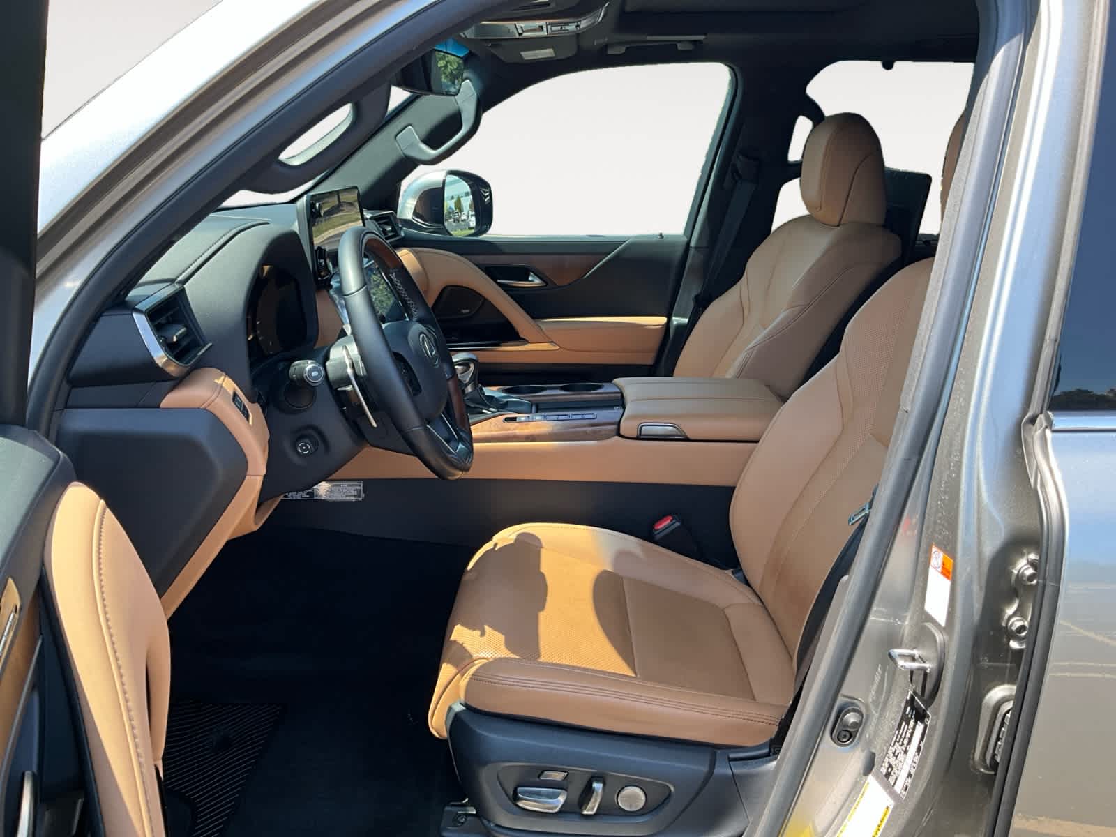 2023 Lexus LX 600 Luxury