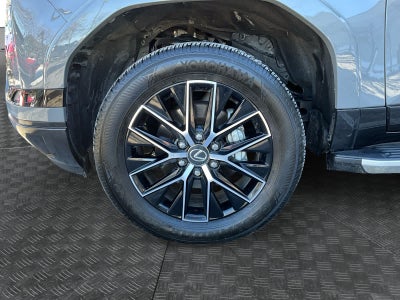 2024 Lexus GX Premium+