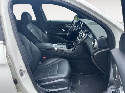 2022 Mercedes-Benz GLC 300 GLC 300