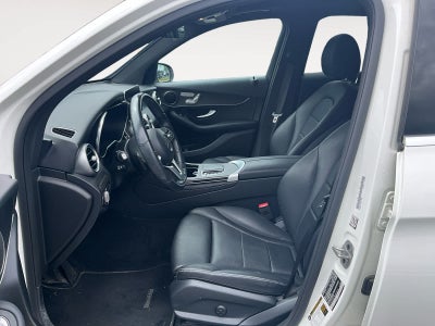 2022 Mercedes-Benz GLC 300 GLC 300