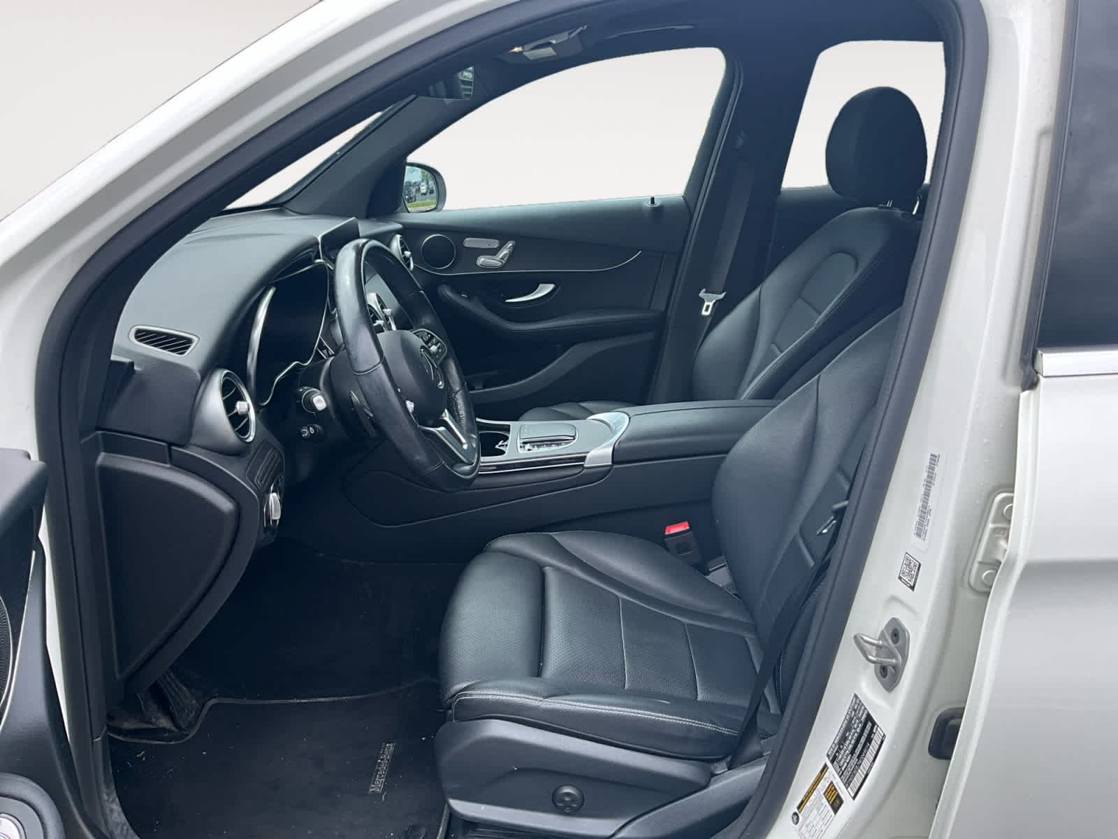 2022 Mercedes-Benz GLC 300 GLC 300