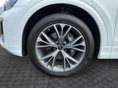 2025 Audi Q8 Premium