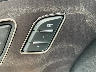 2025 Audi Q8 Premium