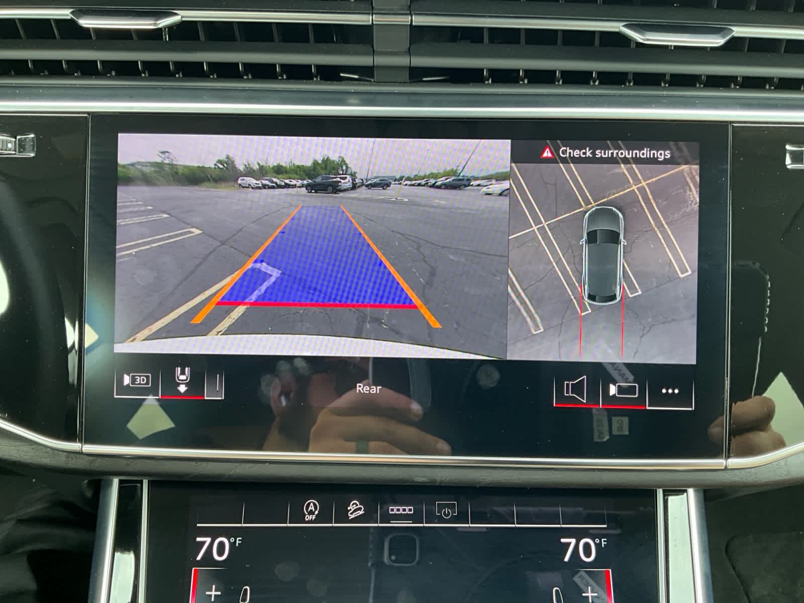 2025 Audi Q8 Premium